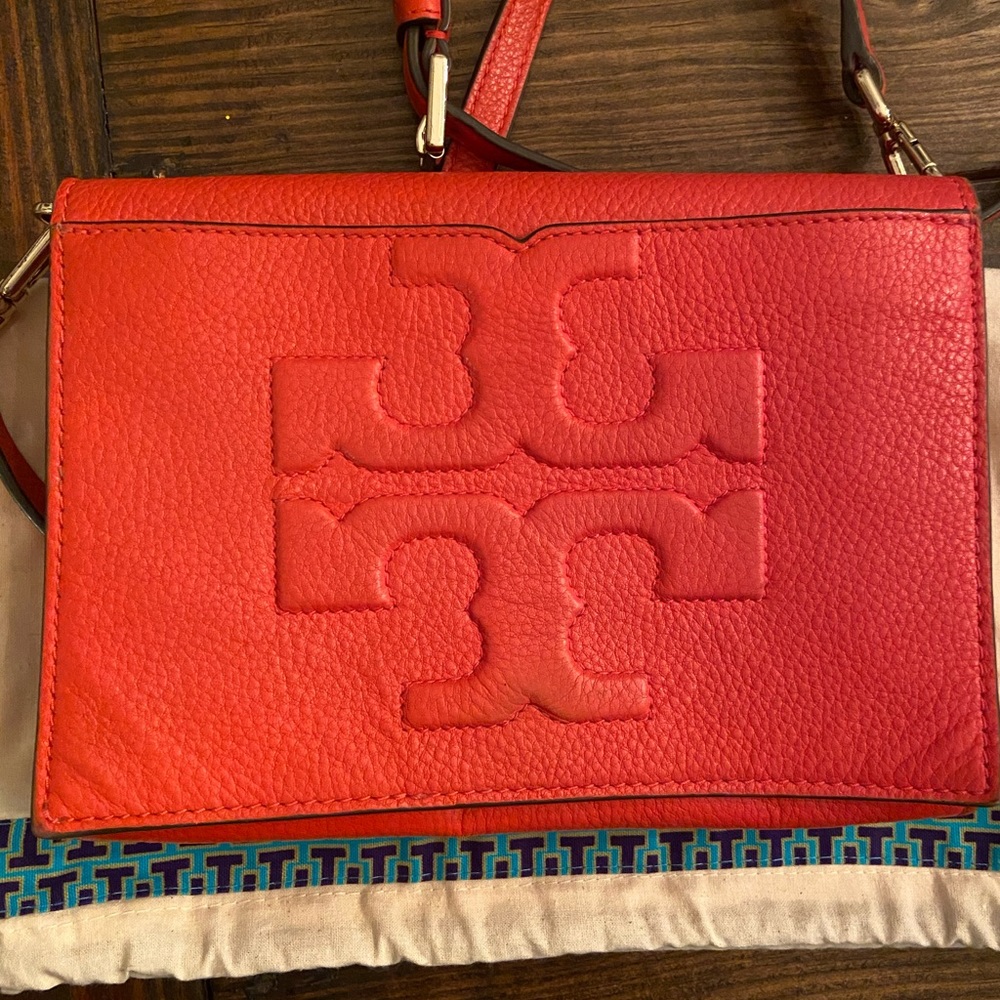 Tory Burch Crossover Bag - Picture 7 of 7